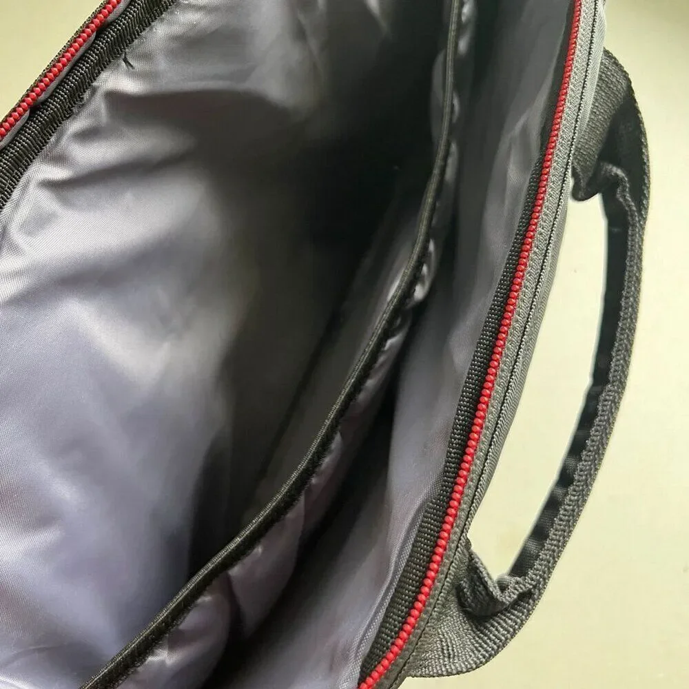 Lenovo ThinkPad Essential Topload 15